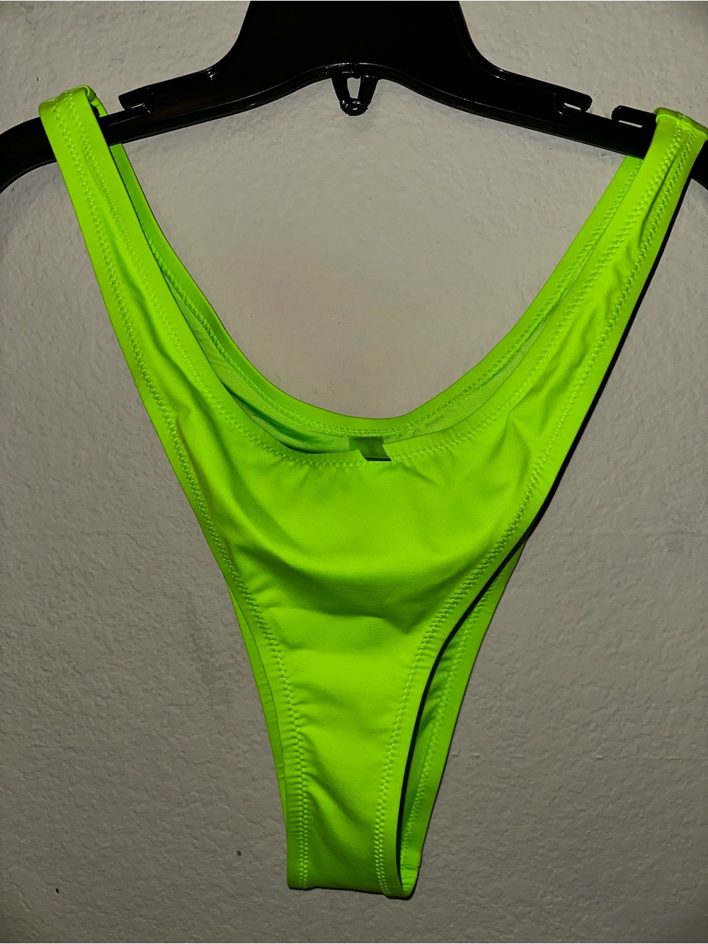 Skims recycled swim micro tanga bikini bottom color neon green size 2X BNWT